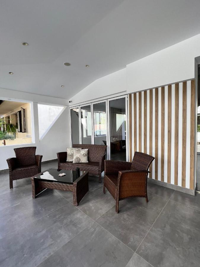 Villa Hara Suites Paralía エクステリア 写真