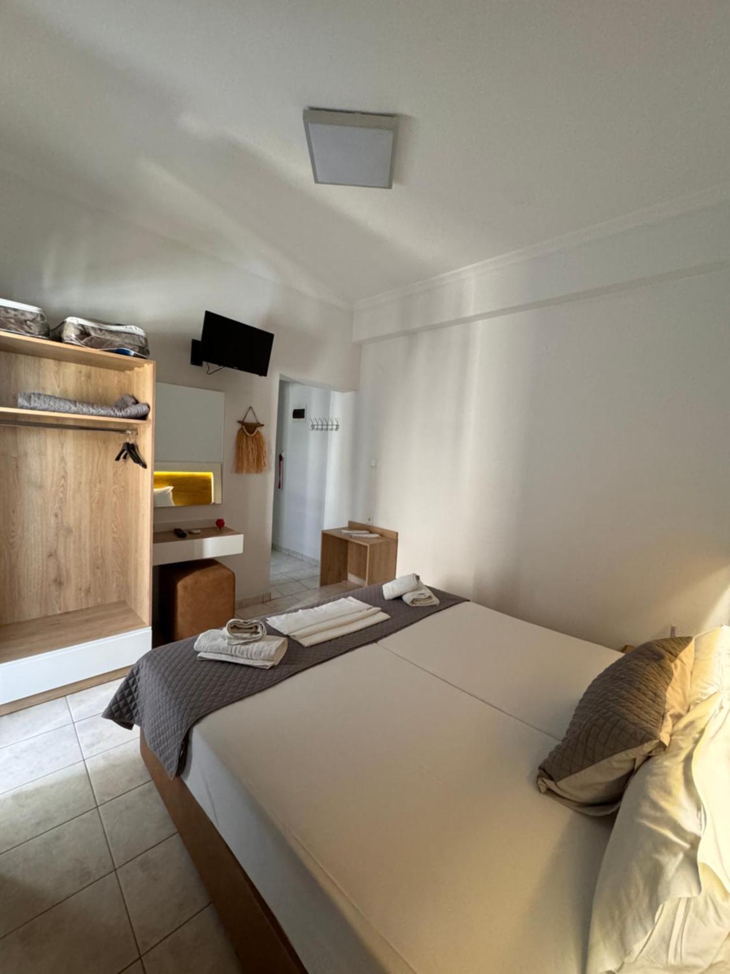 Villa Hara Suites Paralía エクステリア 写真