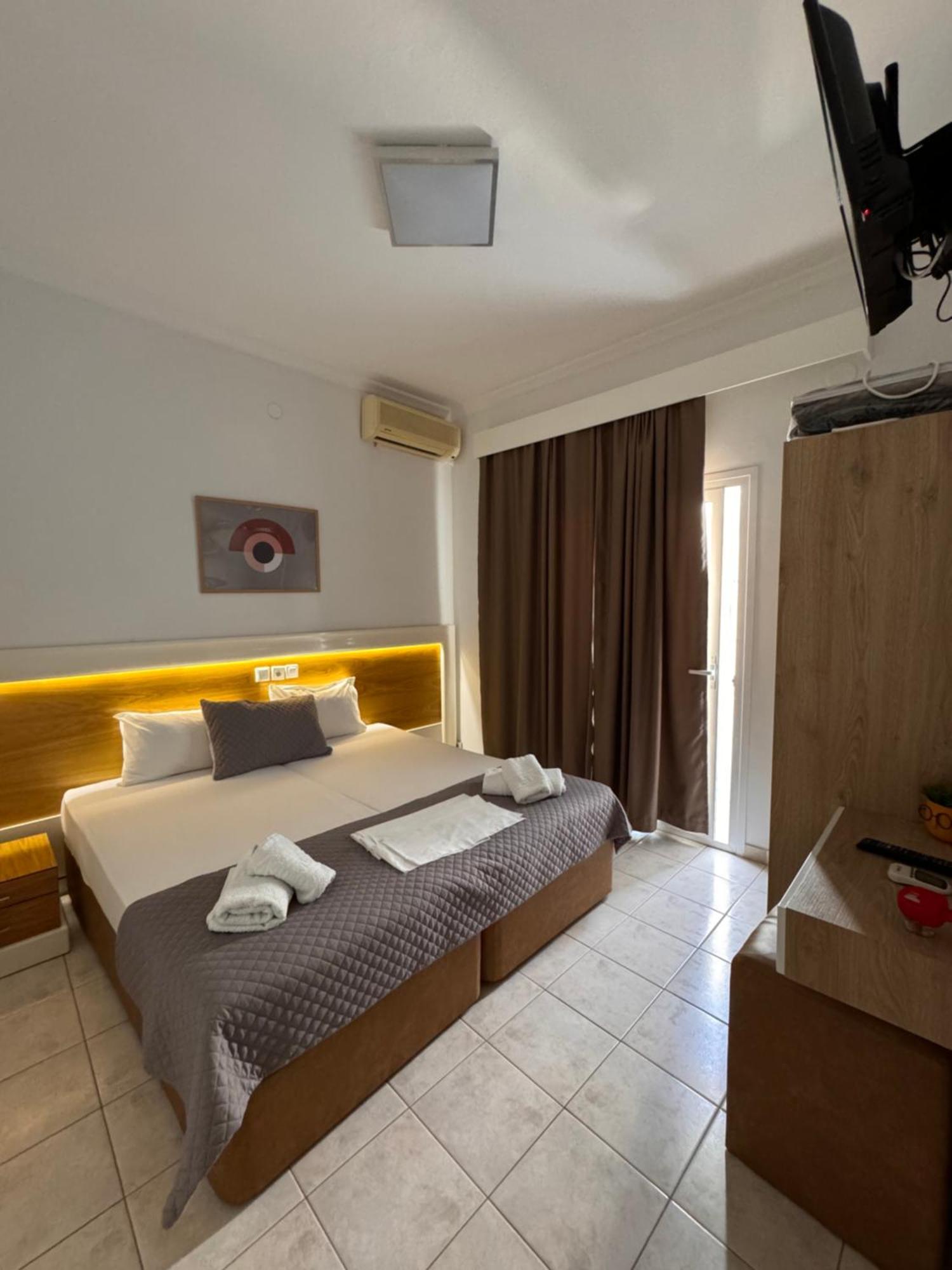 Villa Hara Suites Paralía エクステリア 写真