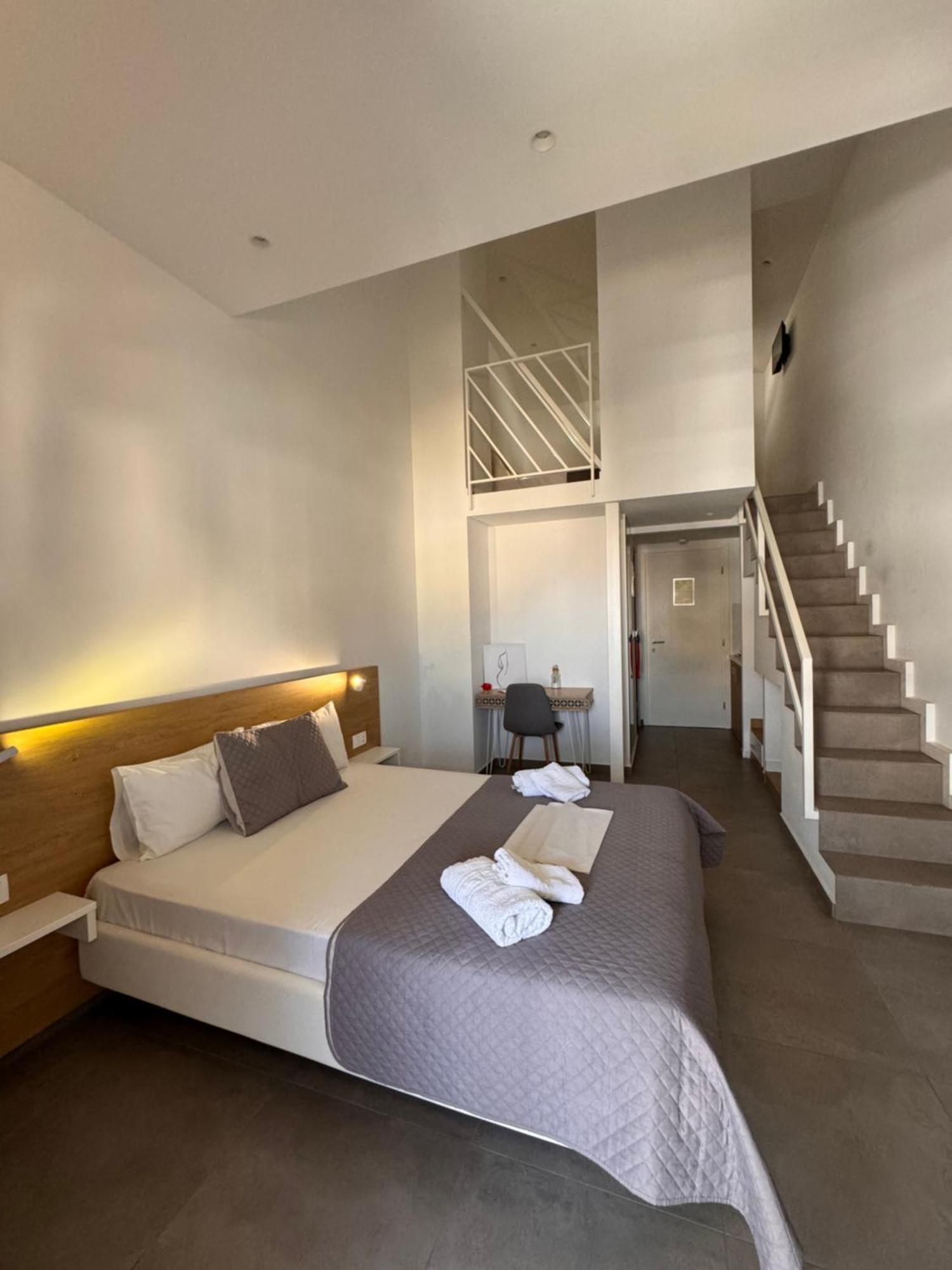 Villa Hara Suites Paralía エクステリア 写真