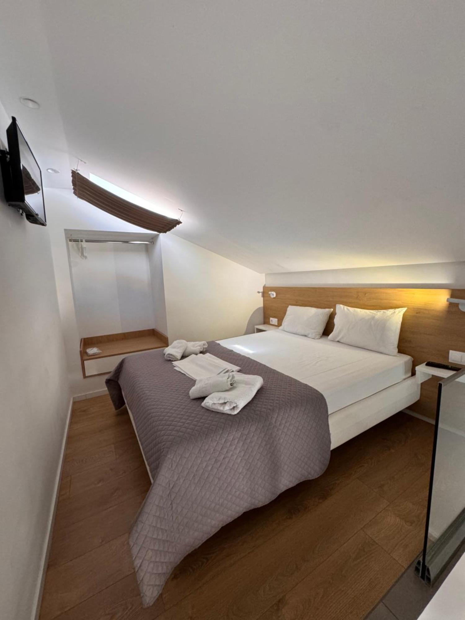 Villa Hara Suites Paralía エクステリア 写真